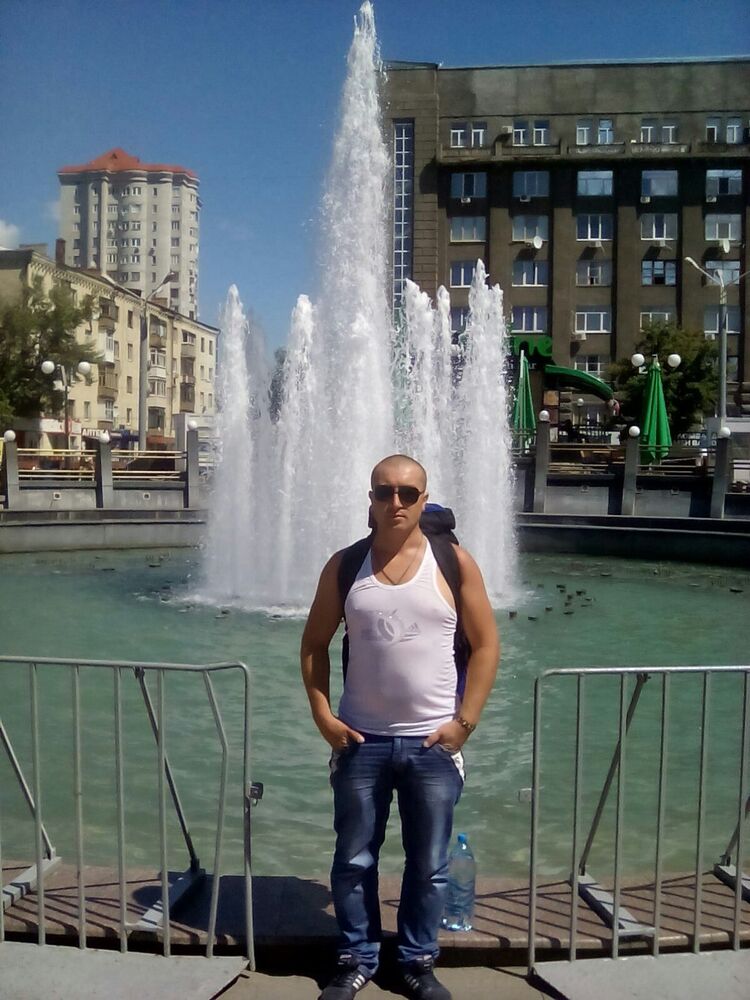  22976000  , 36 ,    