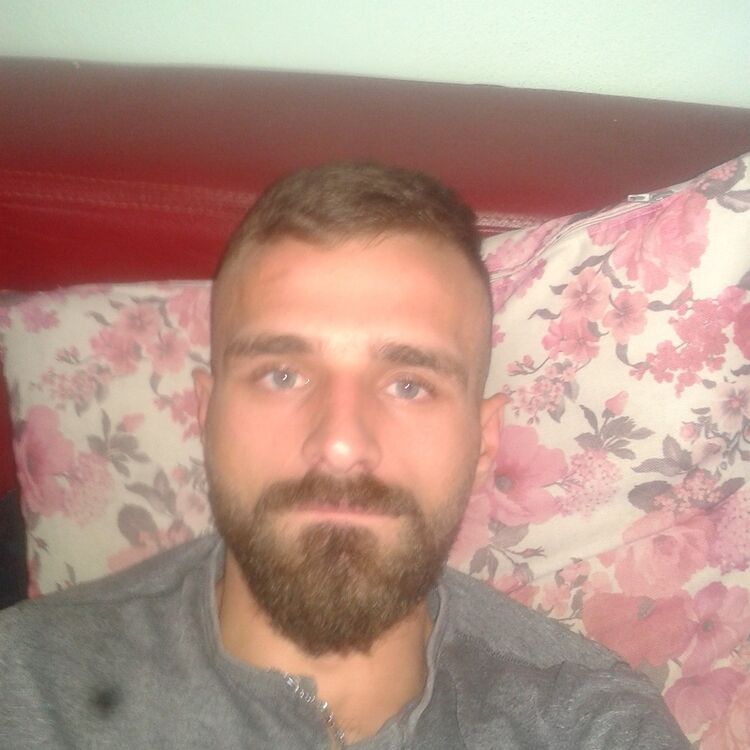  ,   Kadir, 31 ,   ,   , c 