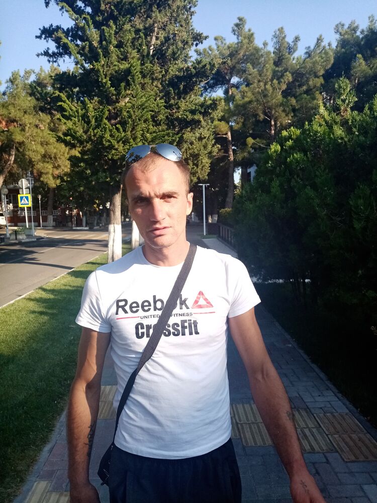  ,   Stanislav, 35 ,   ,   