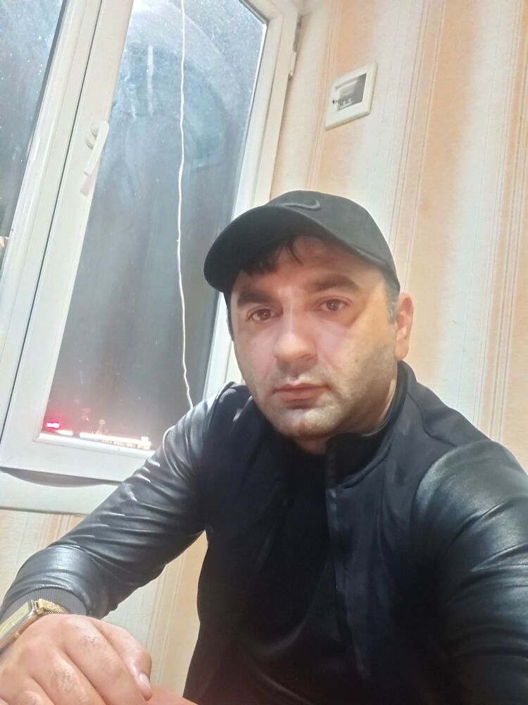  ,   Vladimir, 37 ,  