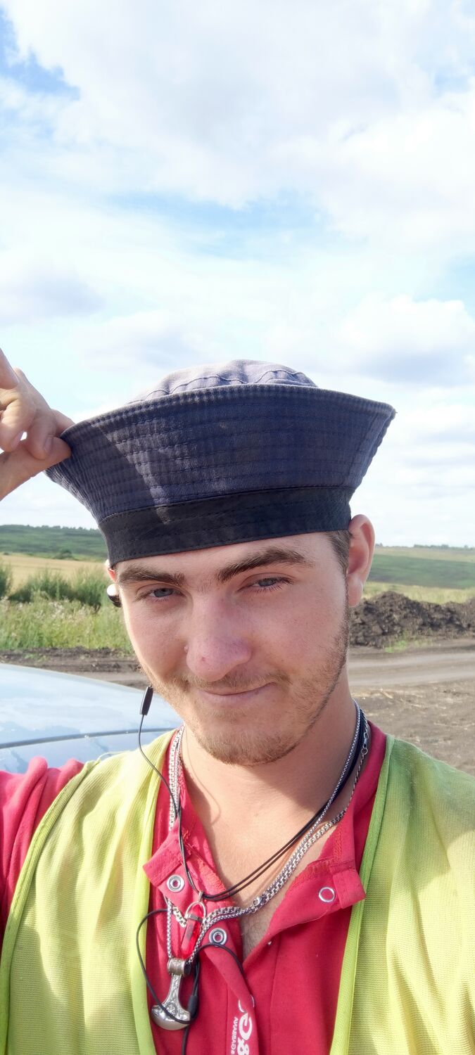  37578040  , 22 ,    