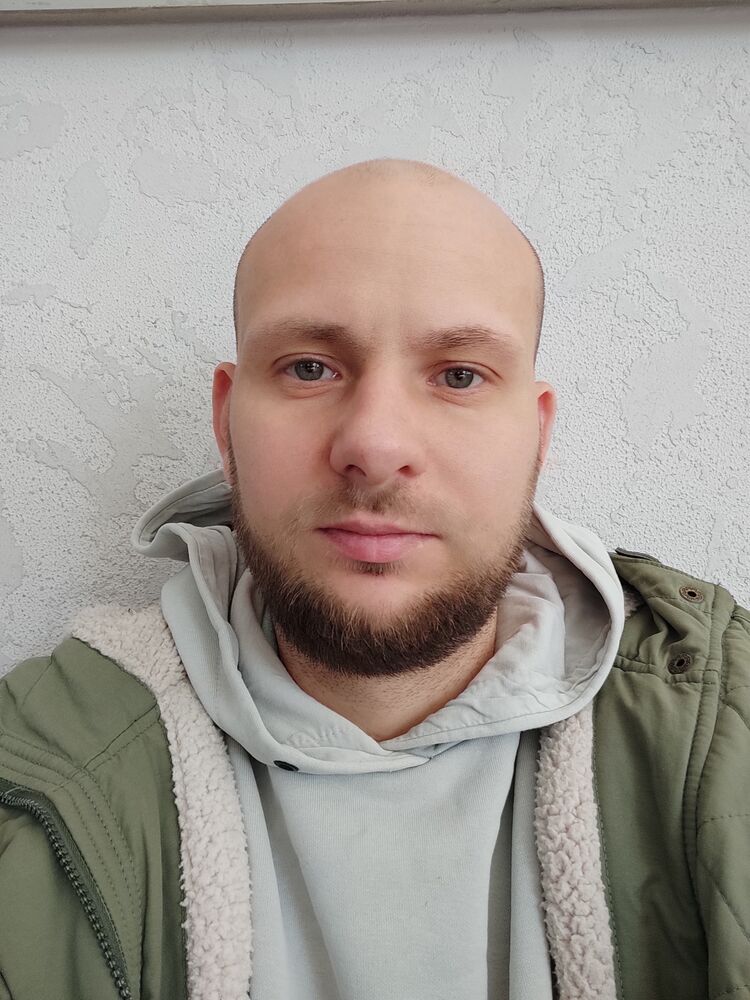  ,   Igoor, 30 ,   ,   , c , 