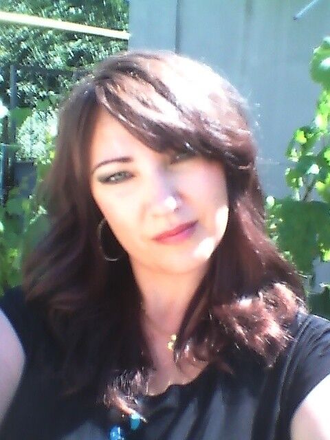  ,   Elena, 47 ,     , c 