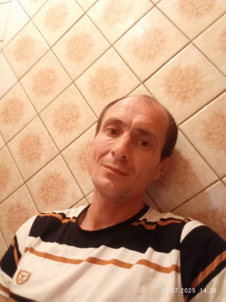  52844190  , 46 ,    