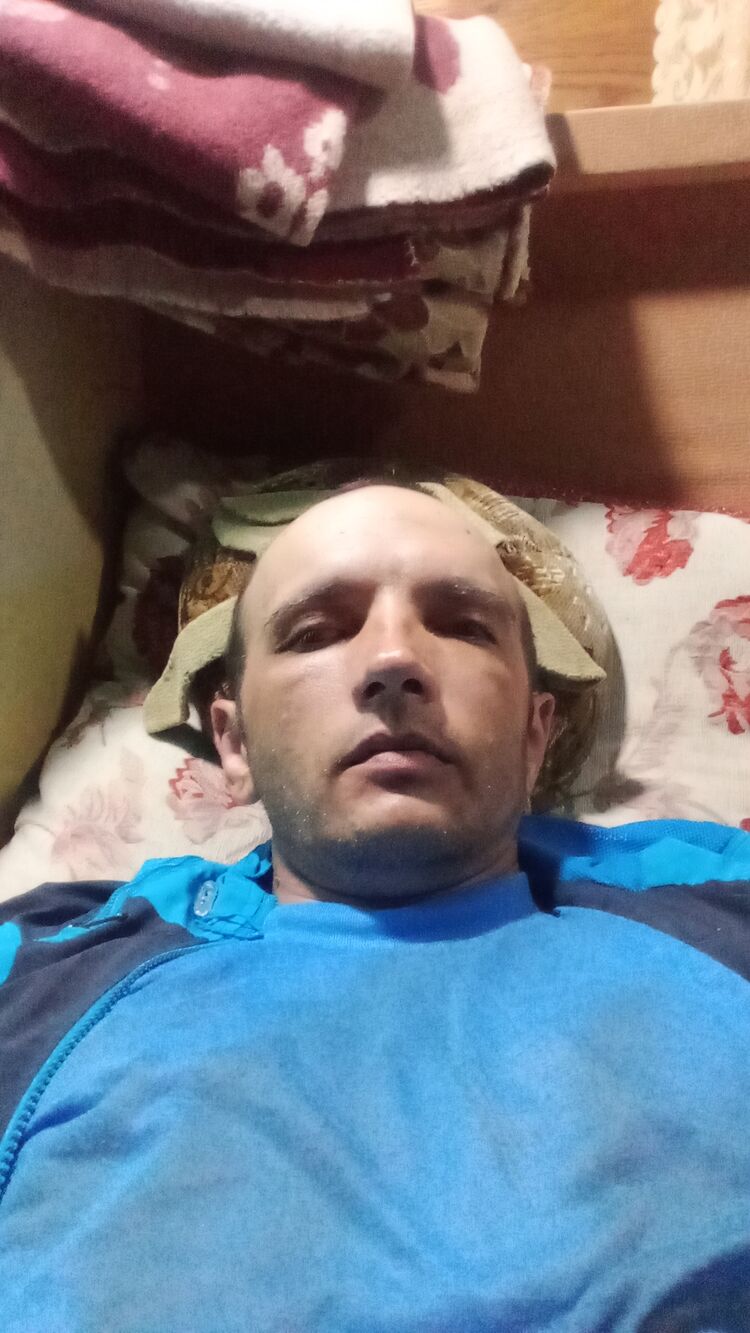  46134850  , 42 ,    