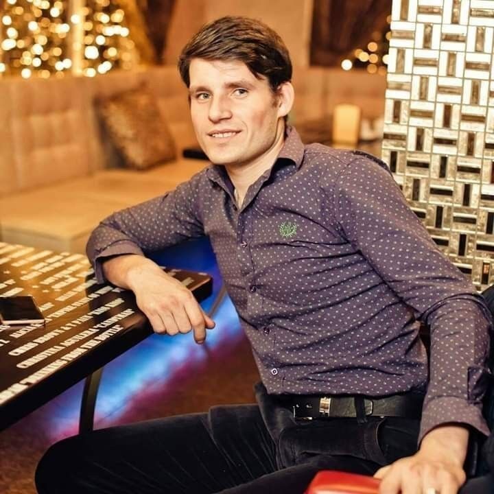  ,   Vova, 35 ,   