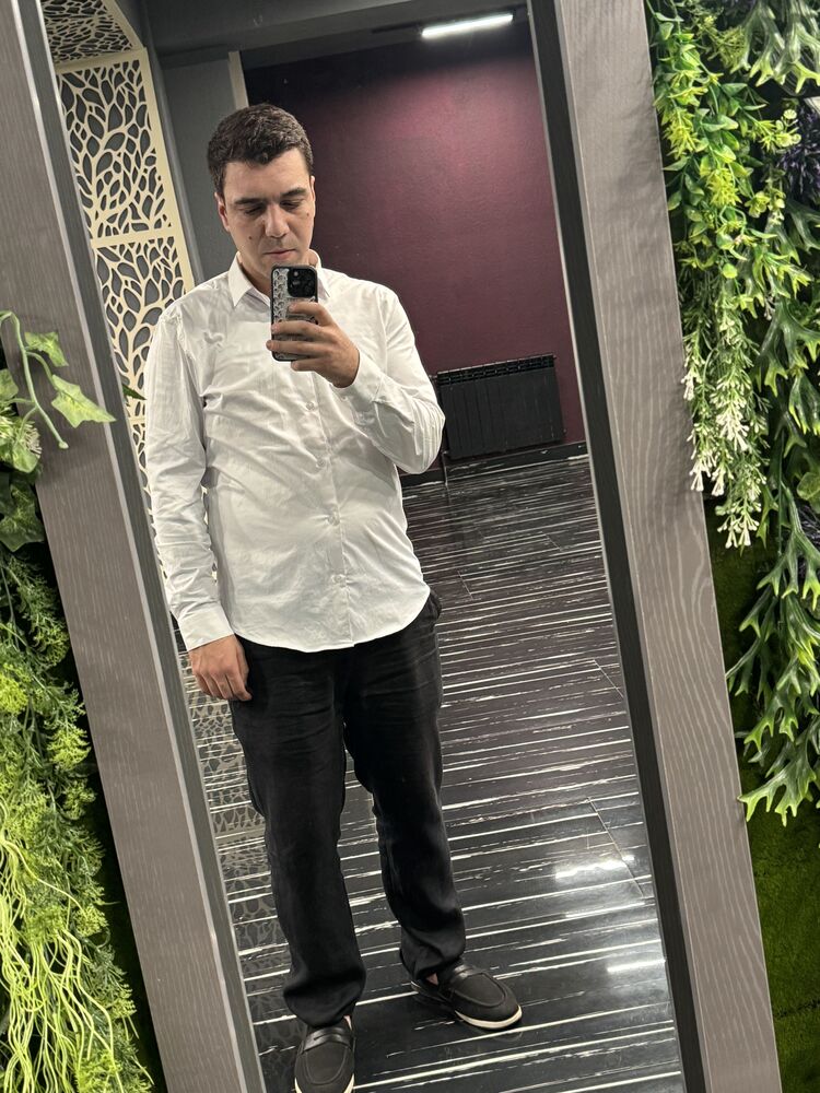  ,   Vahan, 23 ,   ,   