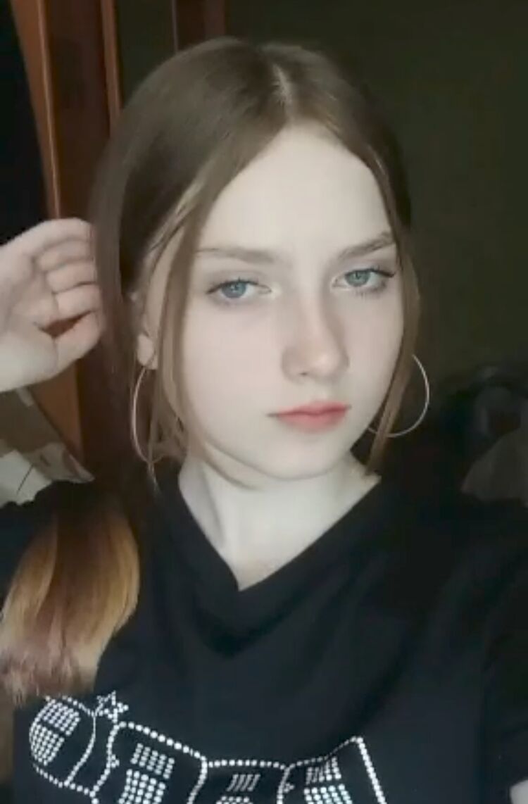  43878960   , 19 ,    