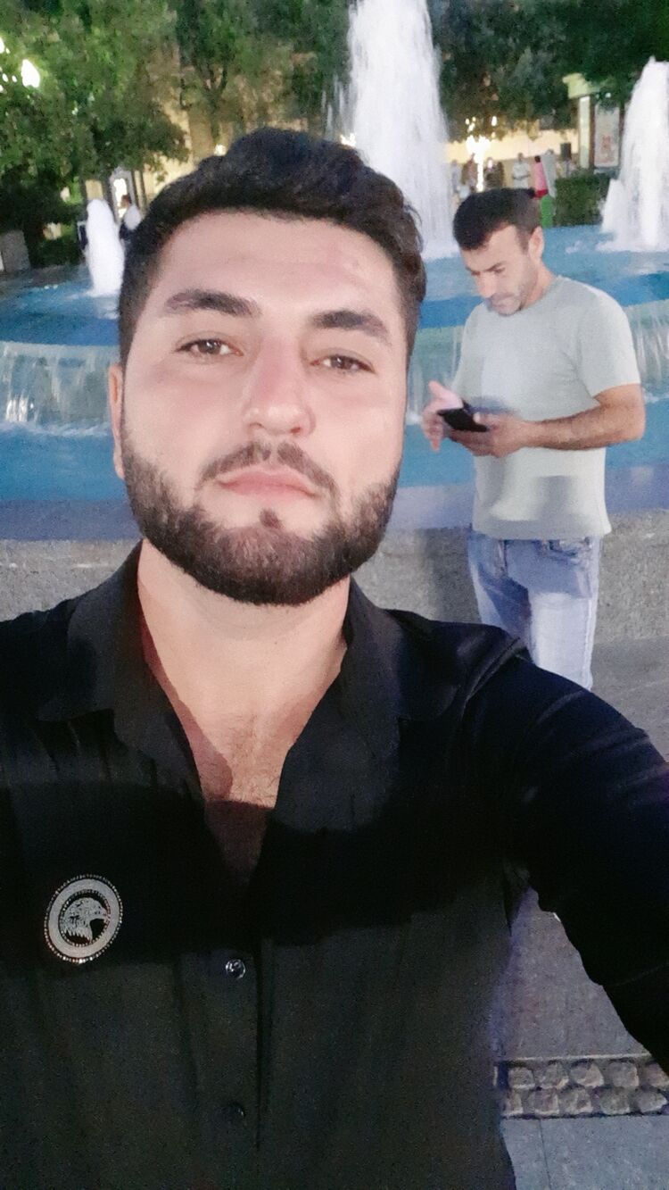  36809960  Rahib, 28 ,    