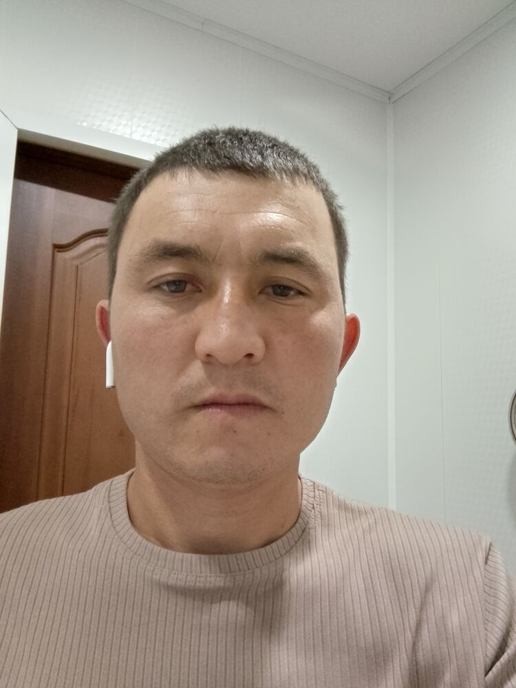  47754960  Fayzullo, 31 ,    