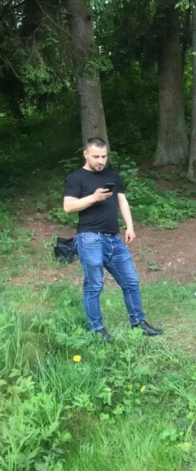  28431840  , 33 ,    -