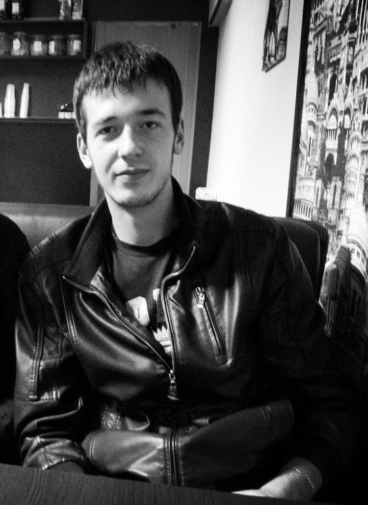  ,   Artem, 30 ,   ,   , c 