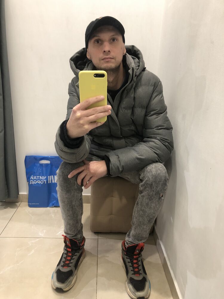  48085380  , 33 ,    