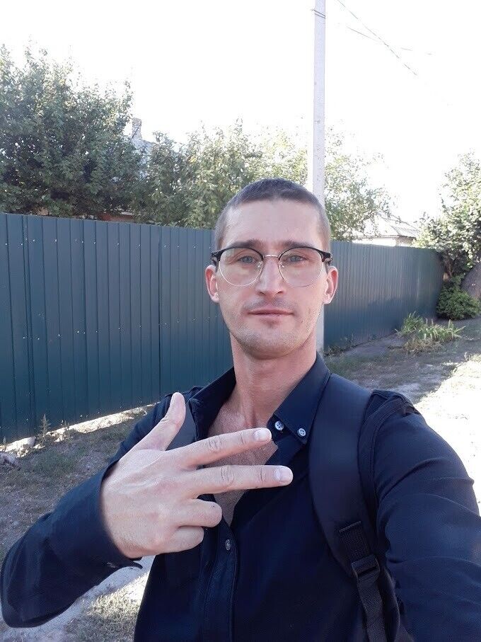  21686540  , 42 ,    