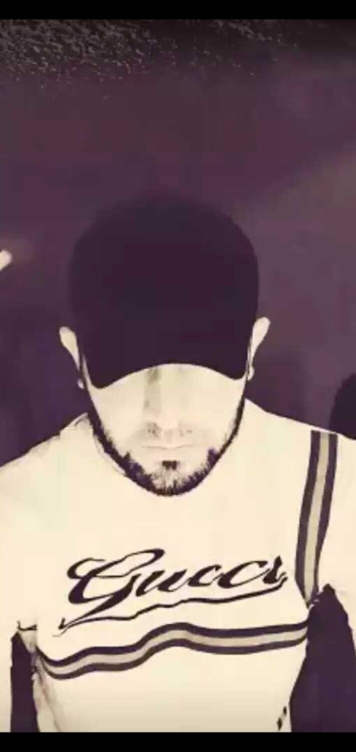  -,   , 40 ,  