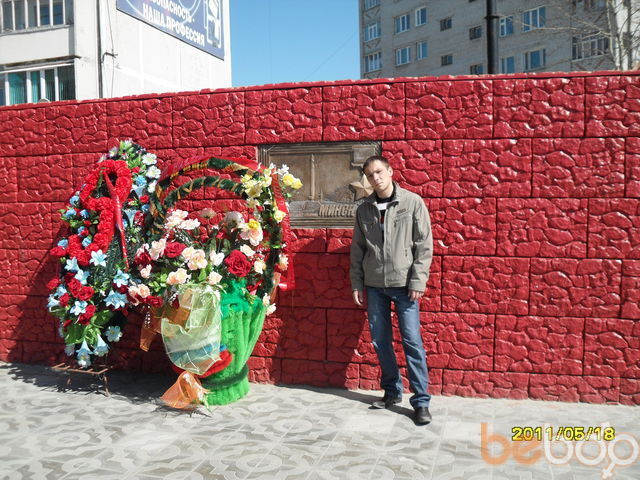  1373380  Leonid, 37 ,    