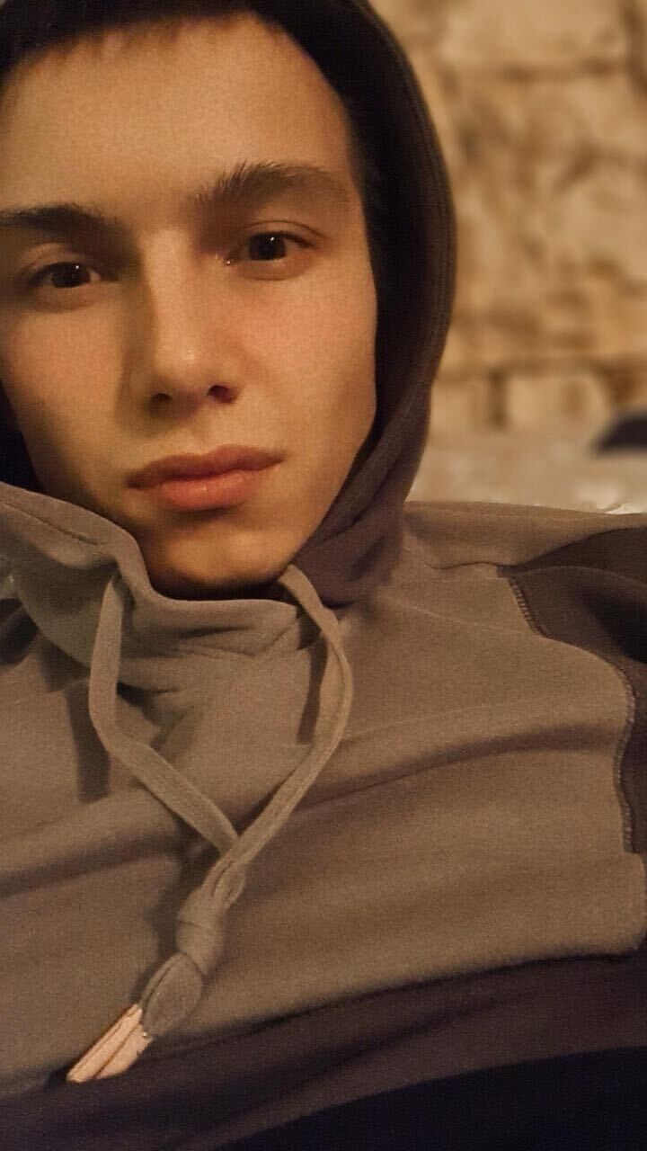  41838290  , 27 ,    