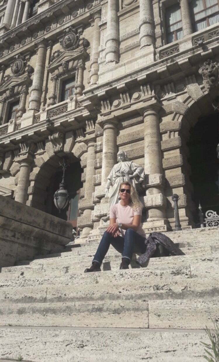  36228830  Hatasha, 54 ,    