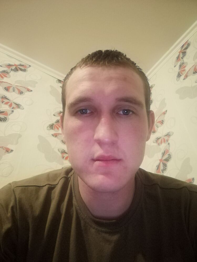 42803790  , 27 ,    