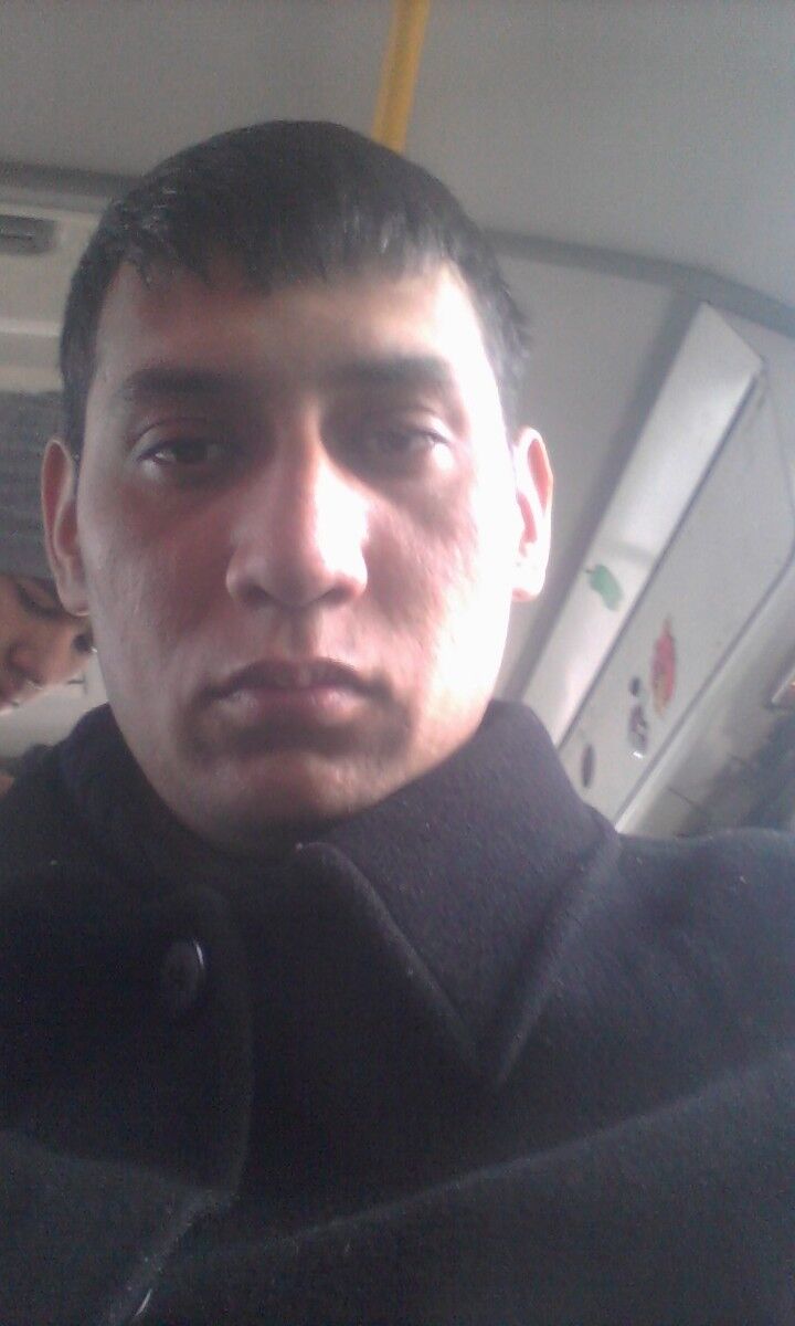  ,   Xasan, 34 ,   