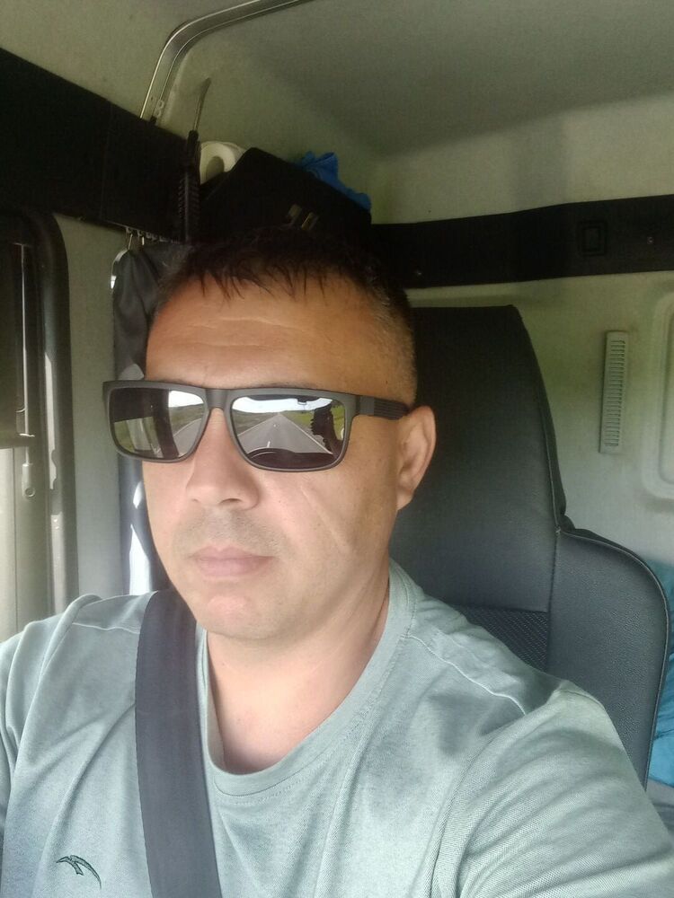  48397950  , 44 ,    