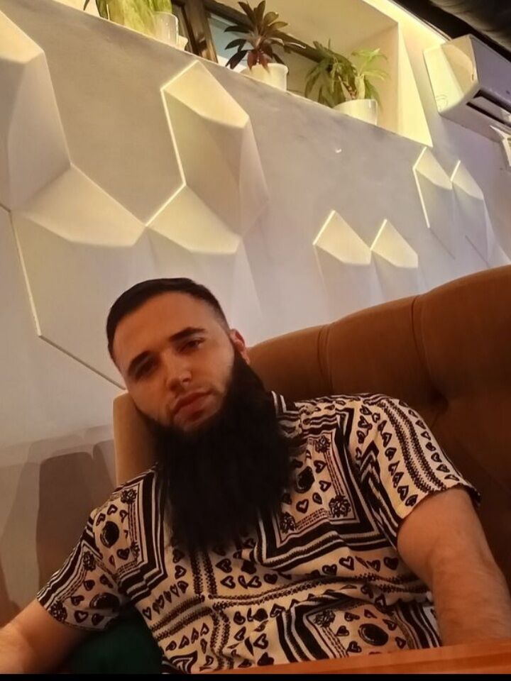  38951620  , 29 ,    
