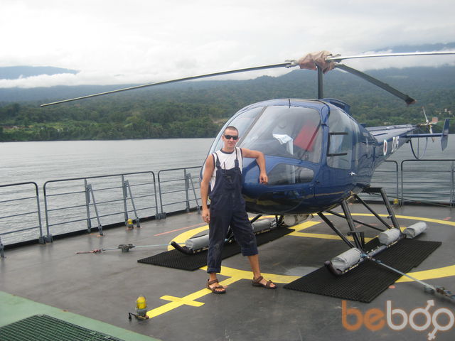  ,   Roman, 37 ,  