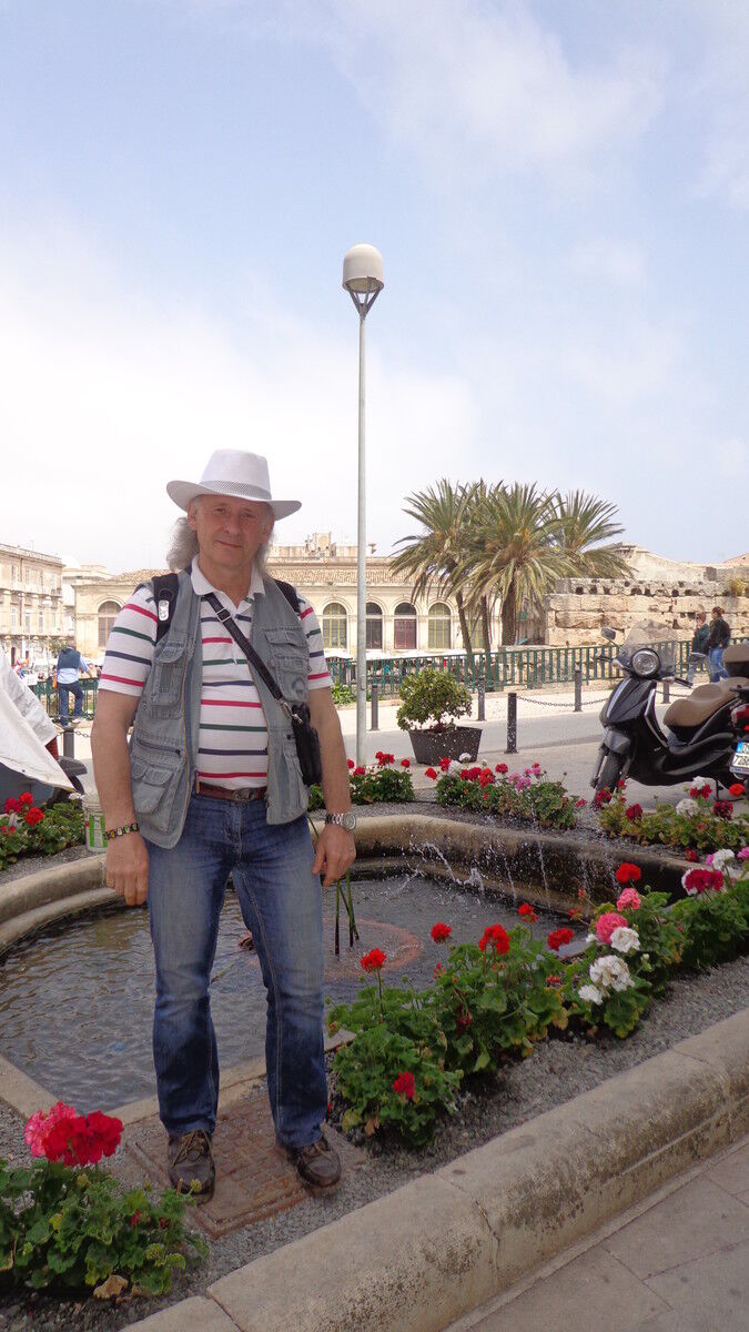  ,   Erik, 67 ,   