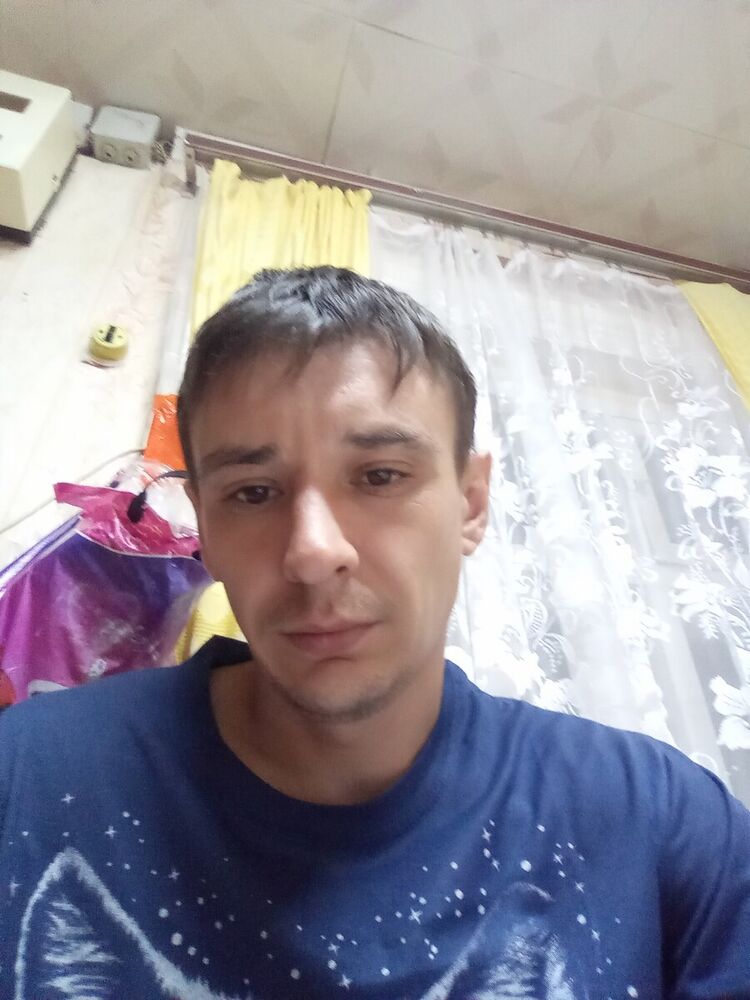  22178570  , 35 ,    