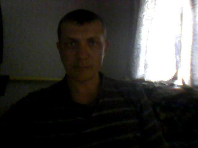  10653430  Stanislav, 44 ,    