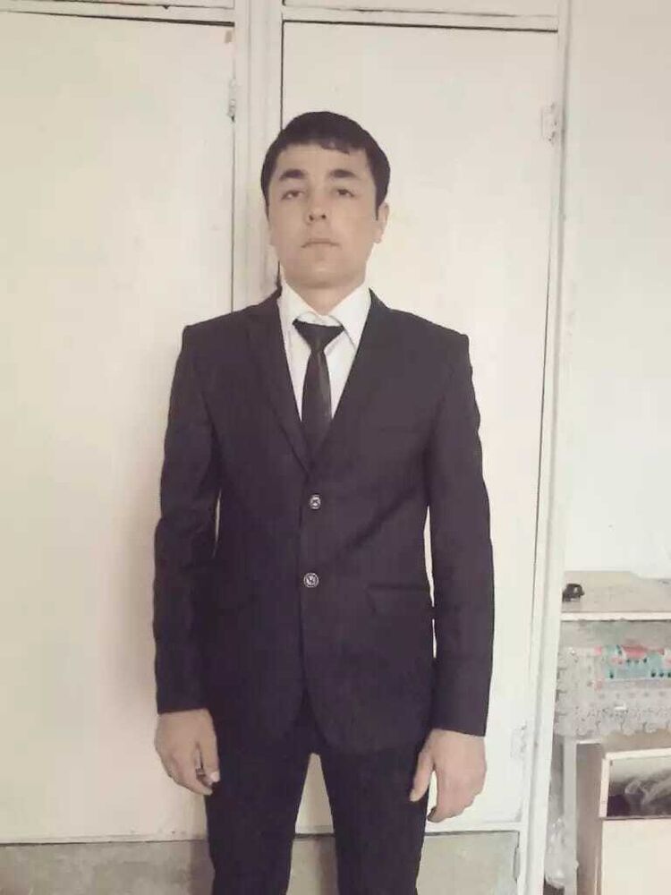  33794670  Aleksander, 29 ,    