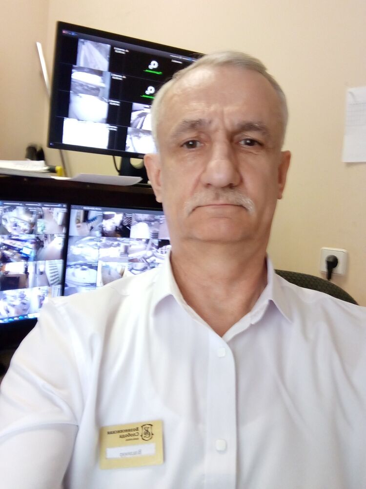  42506520  , 60 ,    