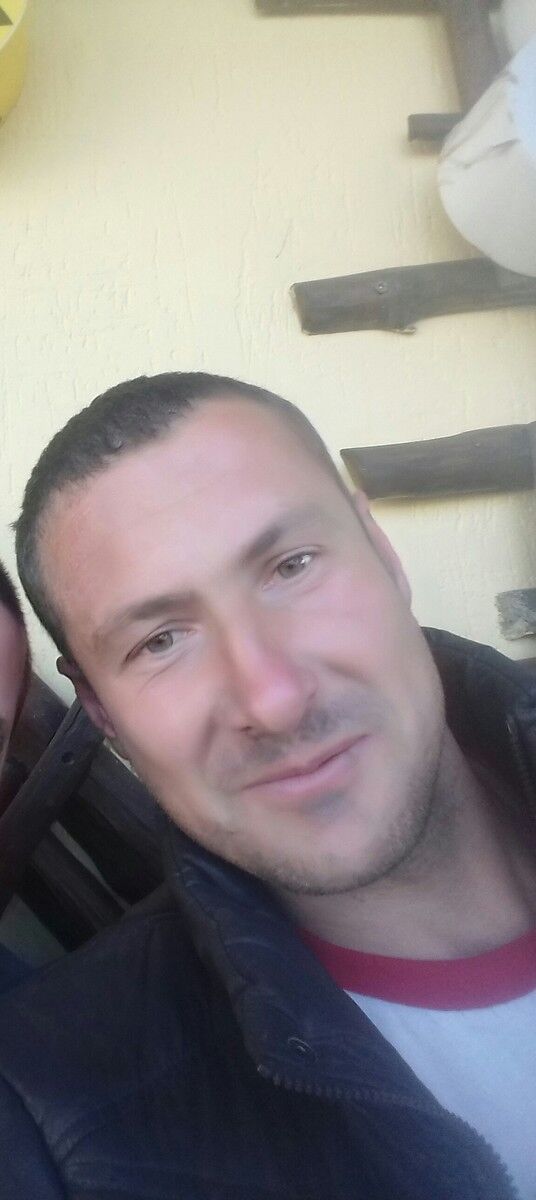  ,   Ivan, 38 ,   
