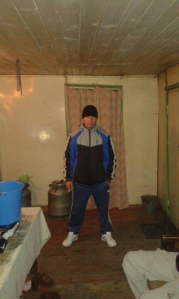  8603000  Ivan, 38 ,    