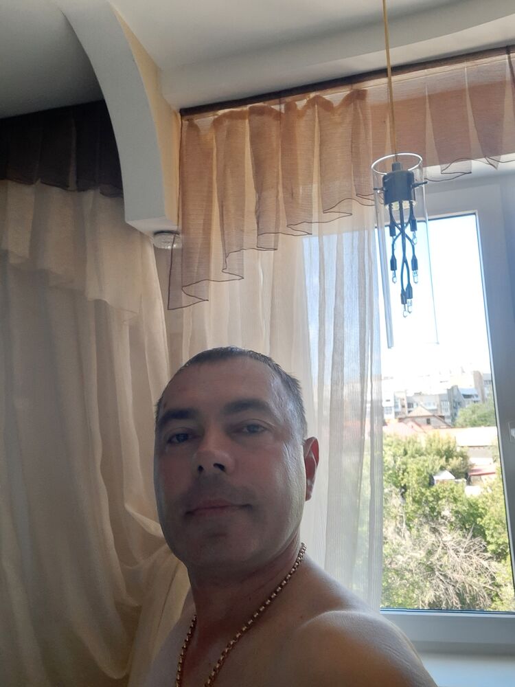  31702350  , 44 ,    
