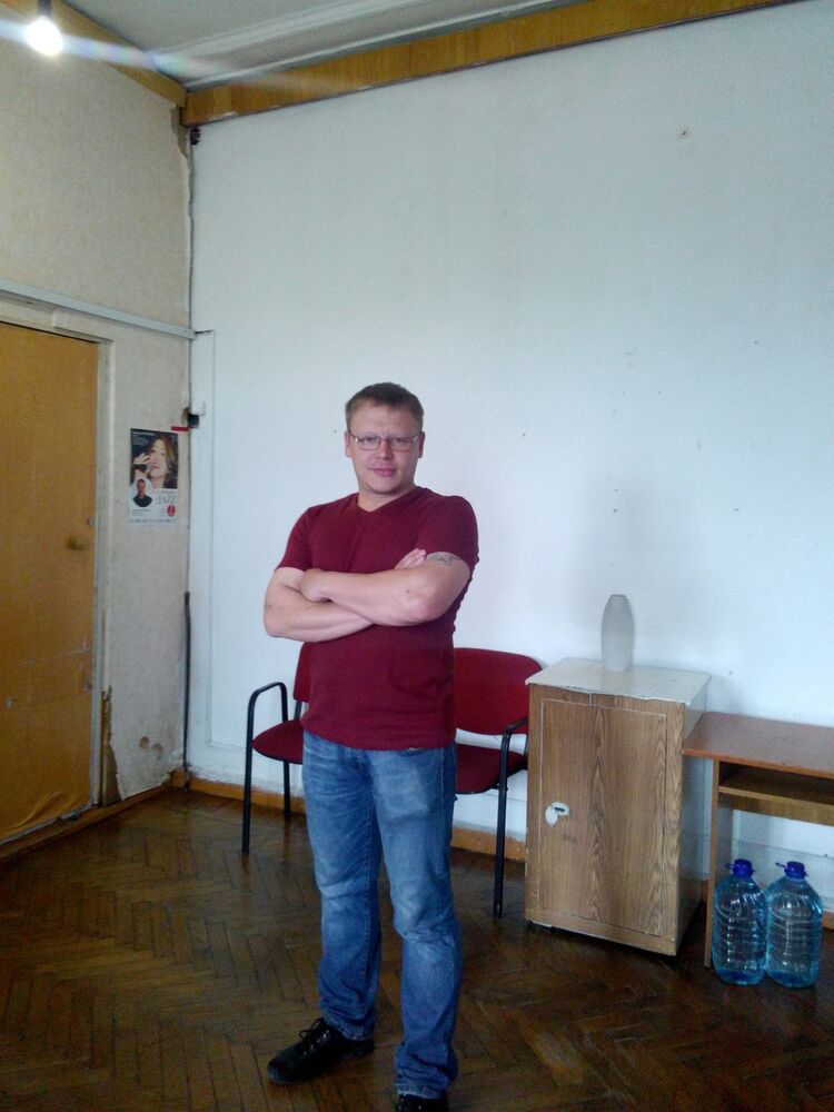 -,   , 42 ,     , c 