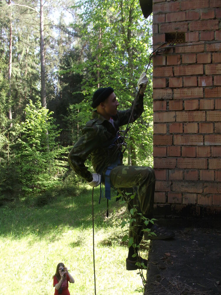  ,   Dmitrii, 32 ,   , 