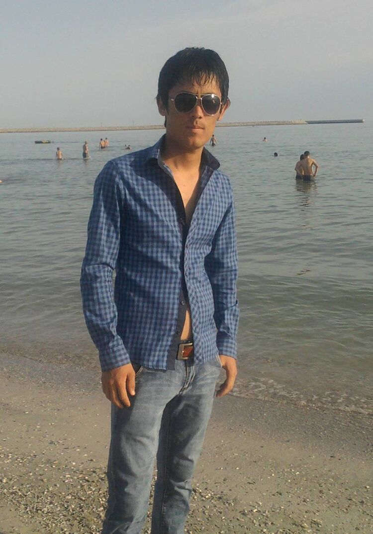  4495250  Adilbek, 36 ,    