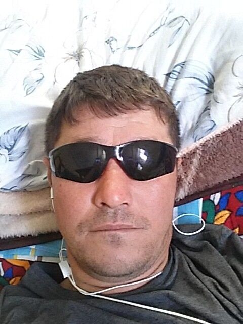  11076520  Ali, 48 ,    Vaslui