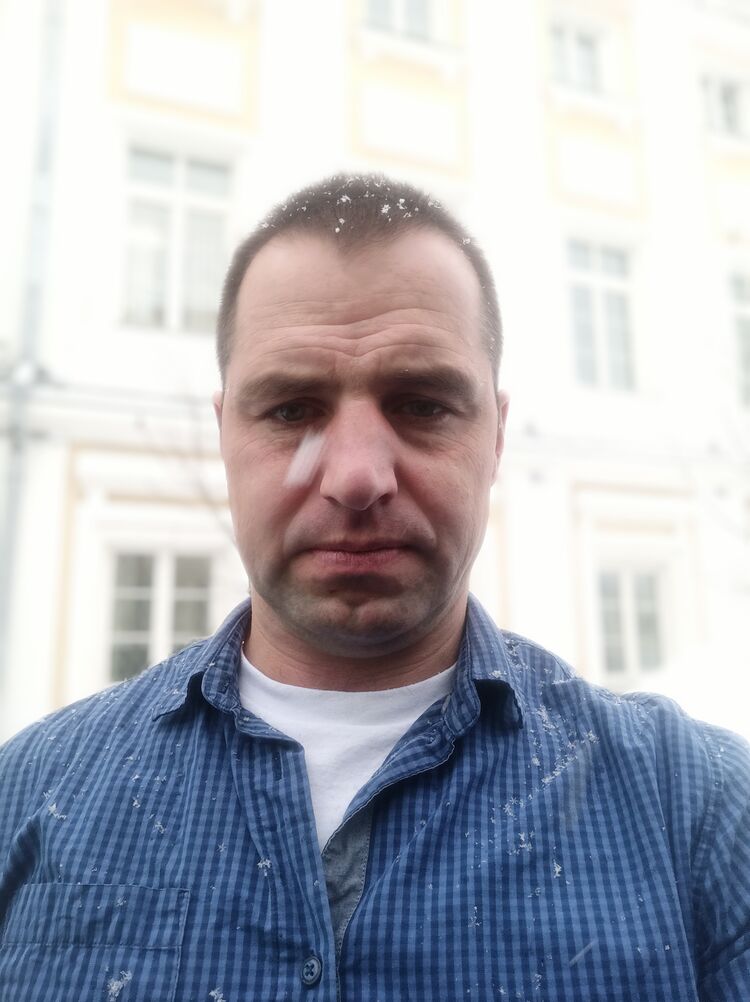  ,   Dima, 44 ,   ,   , c , 