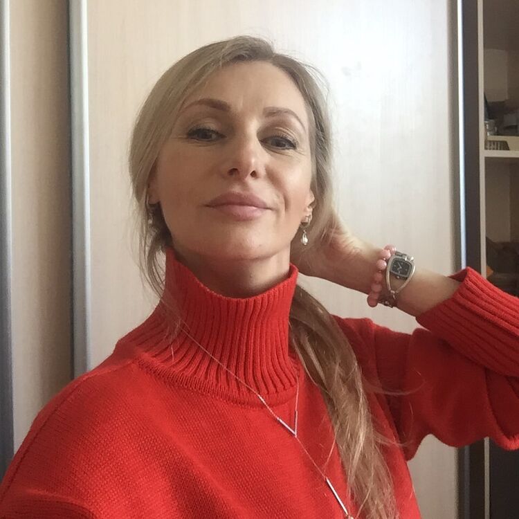  52760590  , 33 ,    --