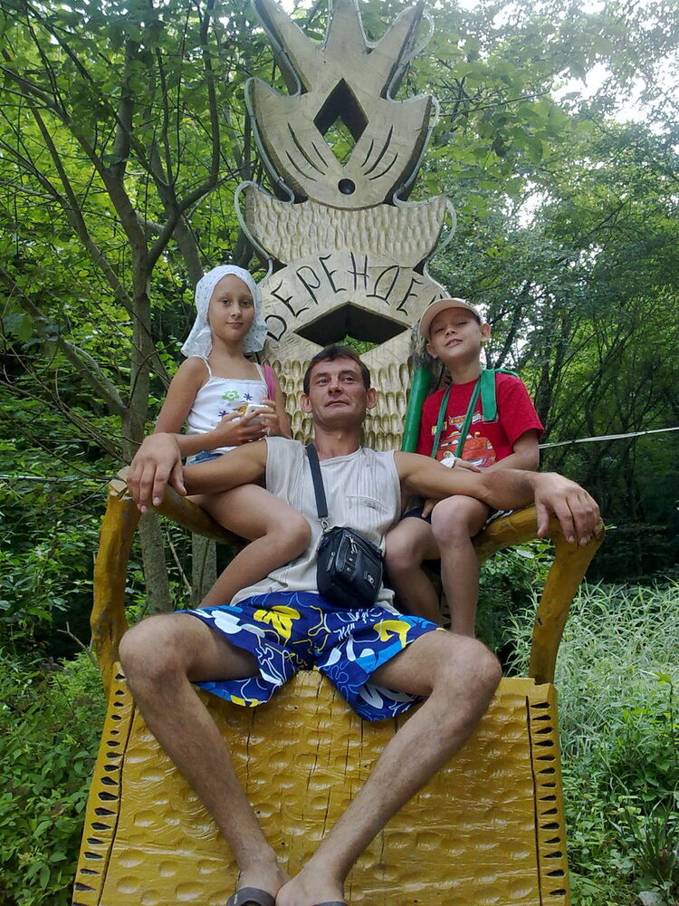  ,   Uzbek, 49 ,   ,   , c 