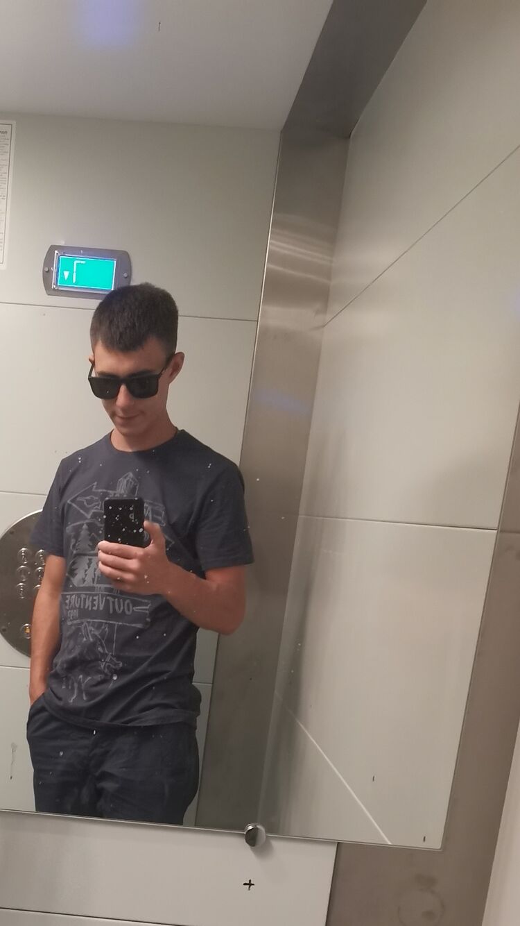  32618290  , 26 ,    