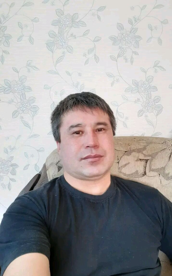  46329930  , 49 ,    