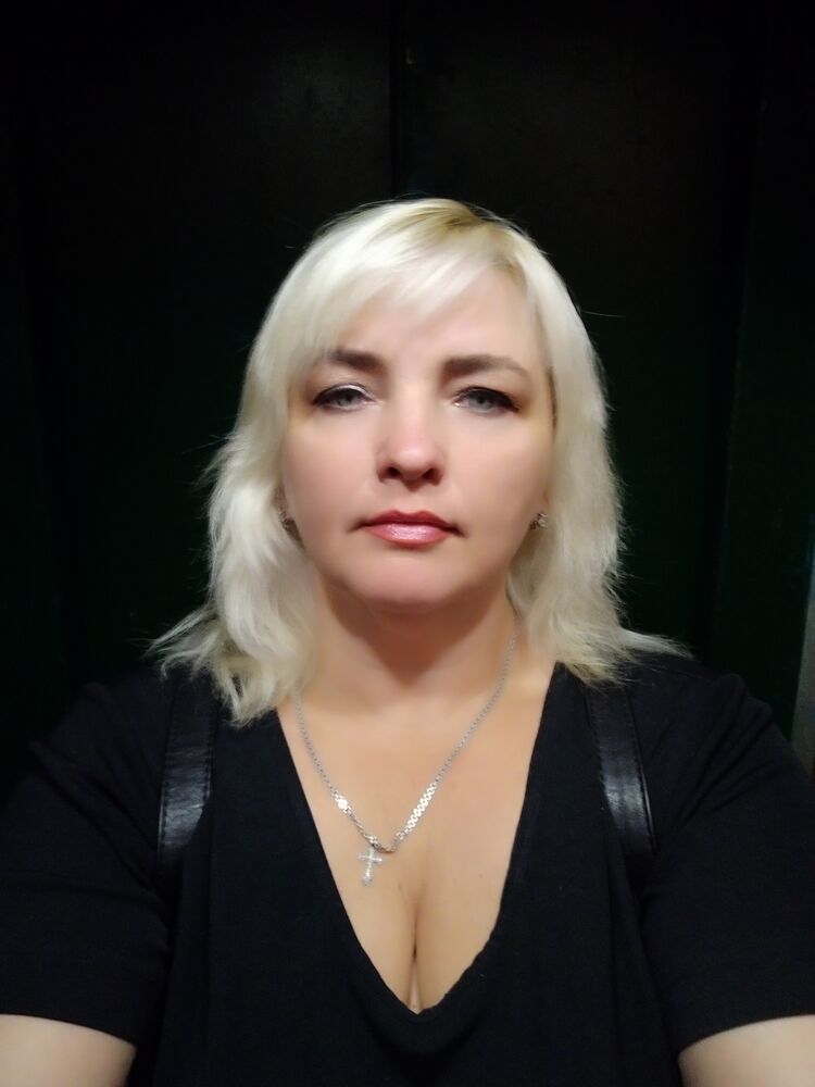  ,   Lena, 47 ,   c 