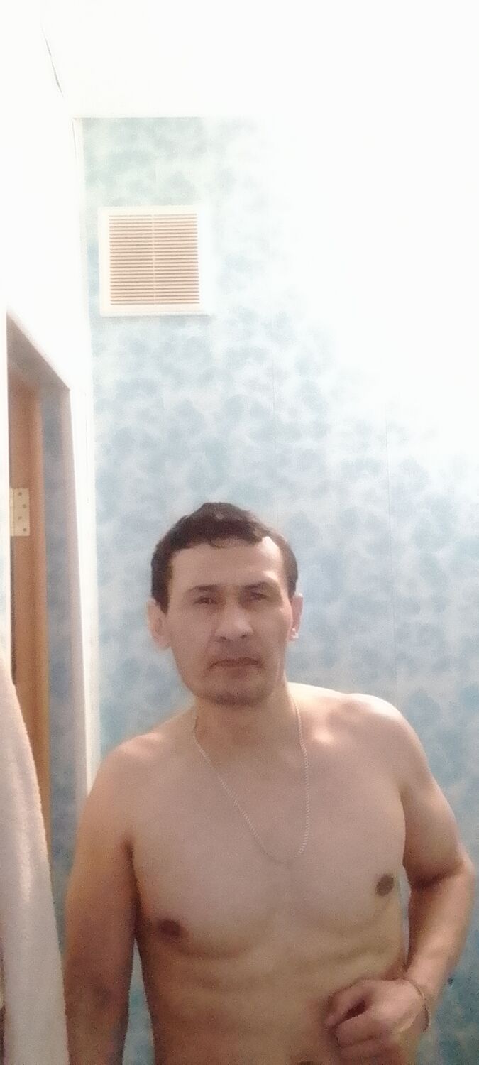  52895570  , 43 ,    