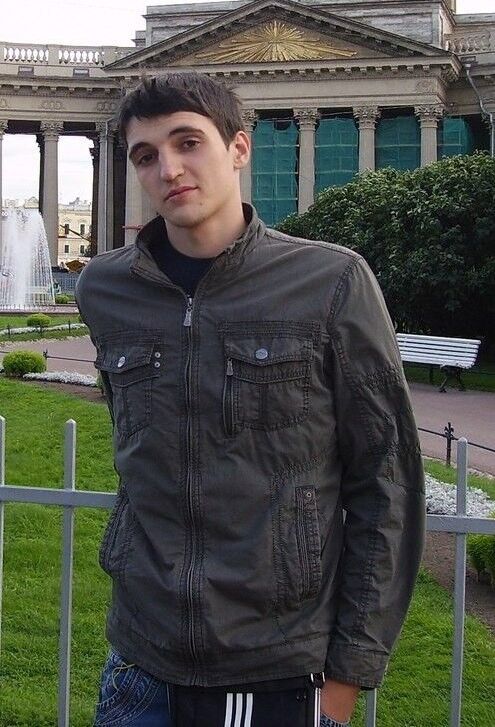  ,   Nero, 34 ,   