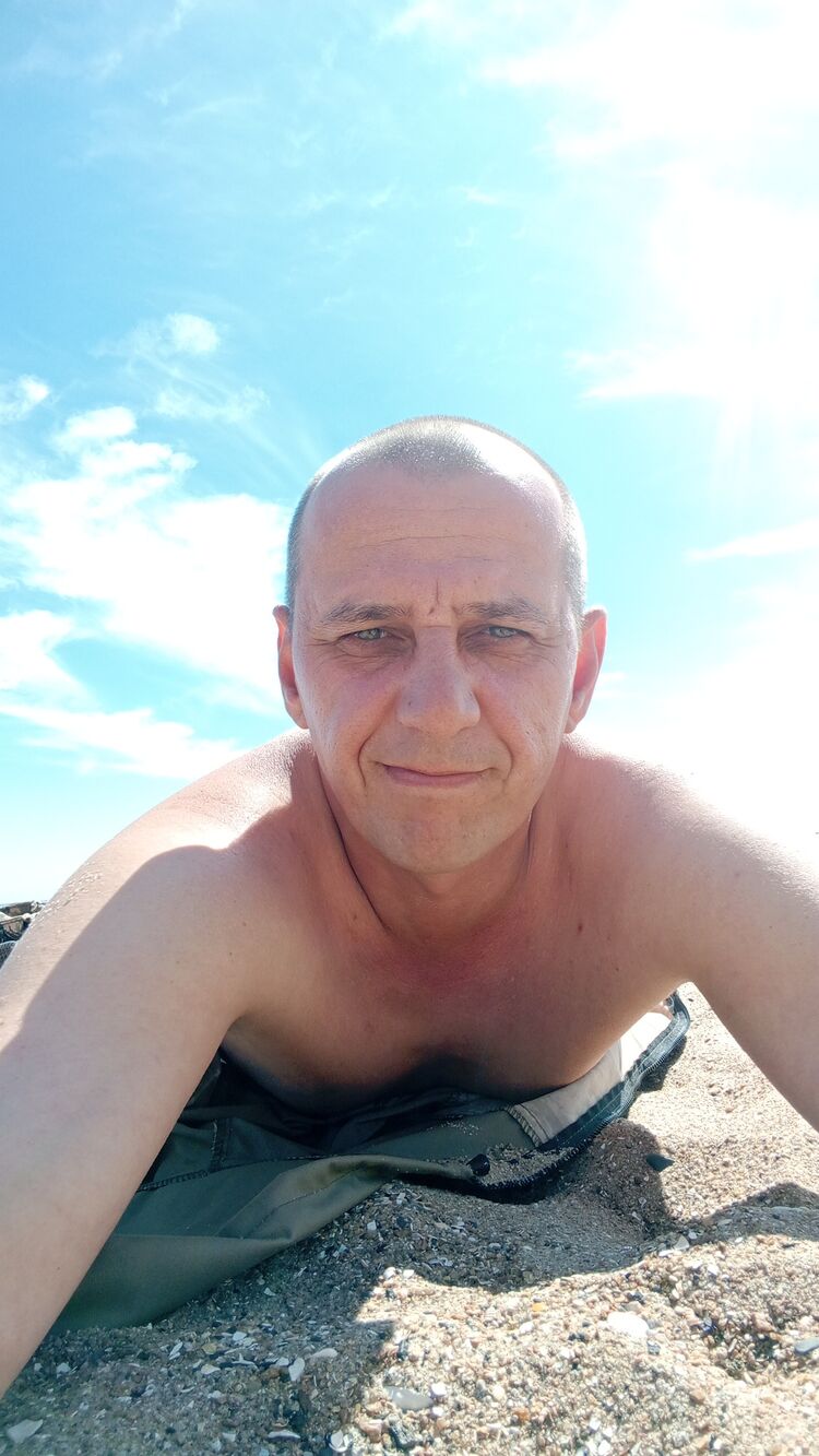  51742810  Sergey, 41 ,    