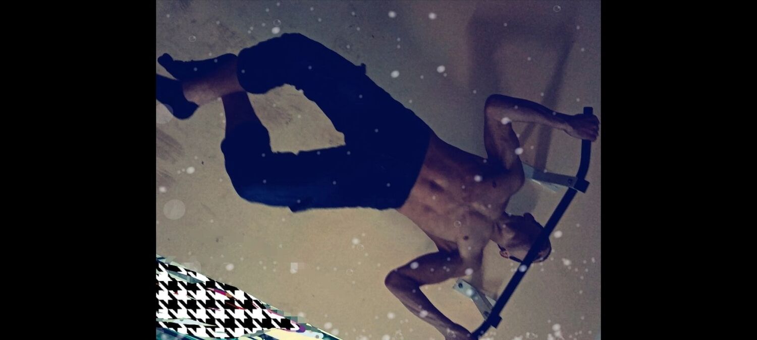  ,   Denis, 24 ,   ,   