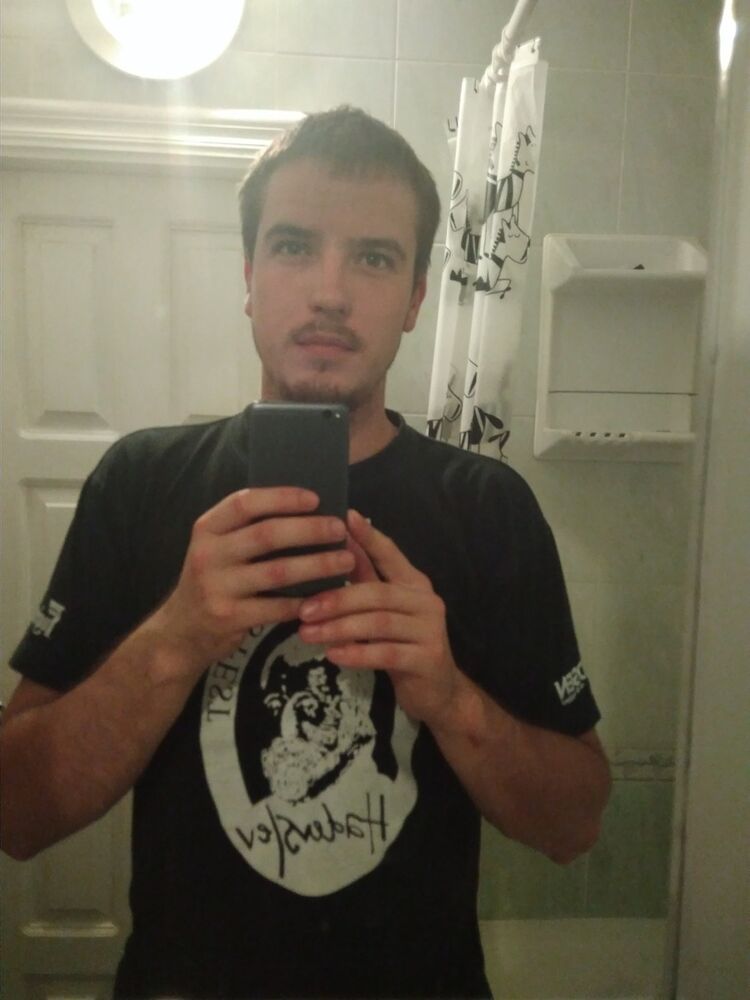  13731820  MAKSIM, 34 ,    